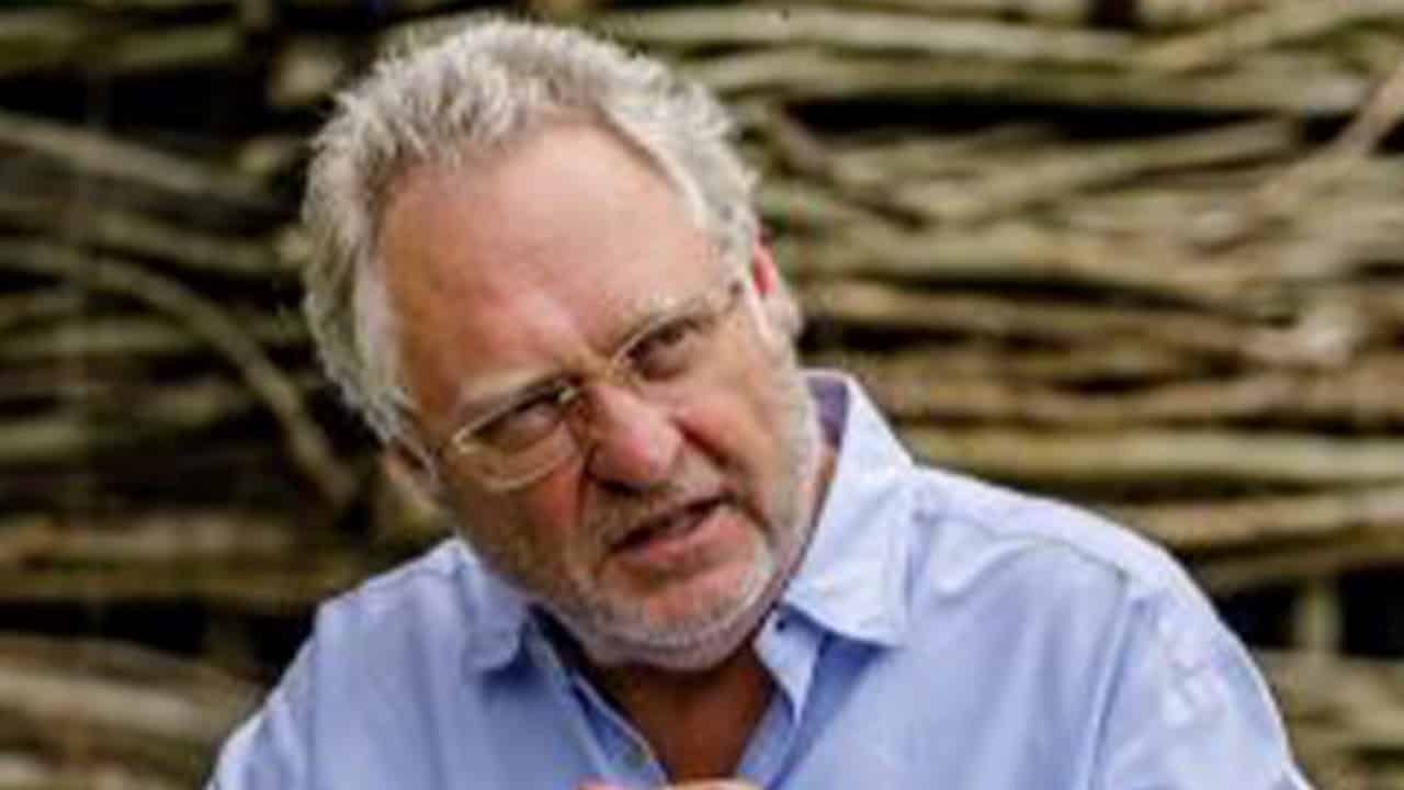 Dr. Ernst Boehm