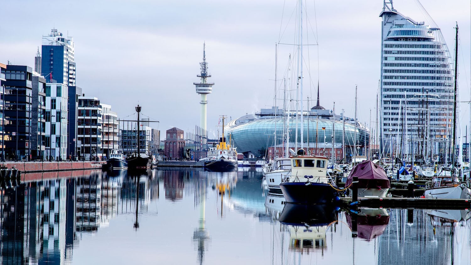 Baukunst-Maritime Moderne - Wie Bremerhaven seine Hafenidentität neu definiert